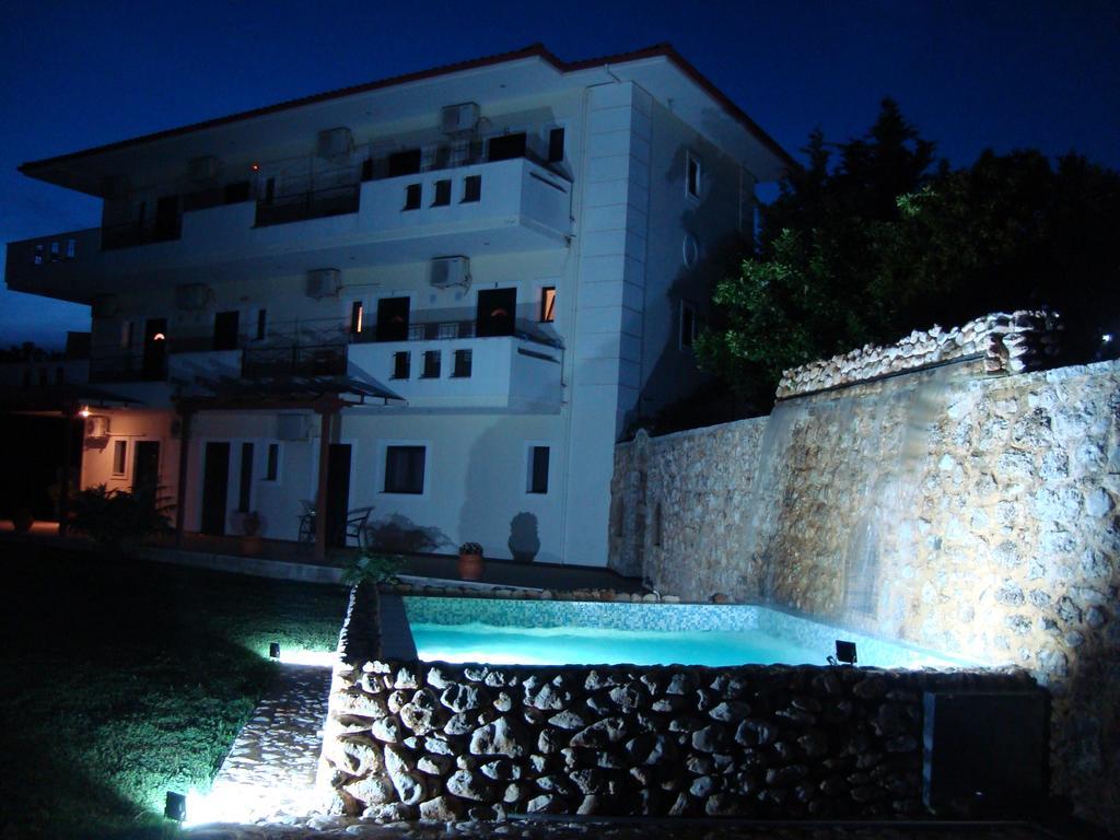 Kourtis Daire Aydonat Dış mekan fotoğraf